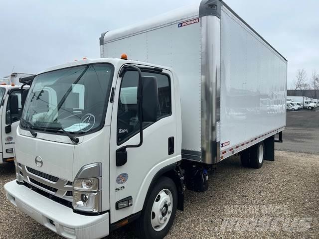 Hino S5 Грузовики-Фургоны