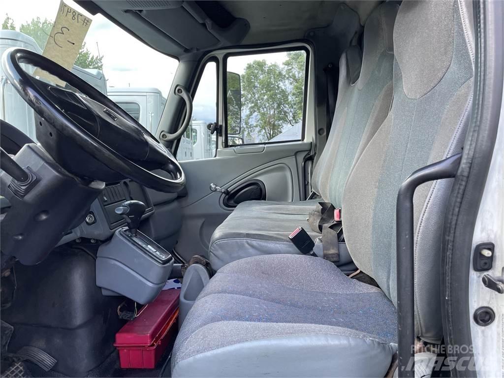 International 4300 Специальные грузовики