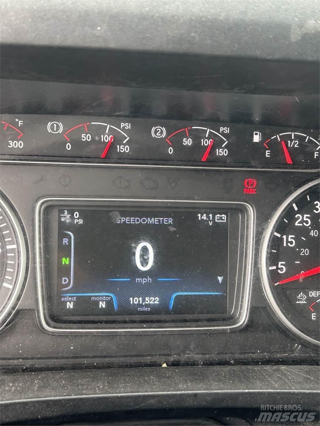 International 4300 Грузовики-Фургоны