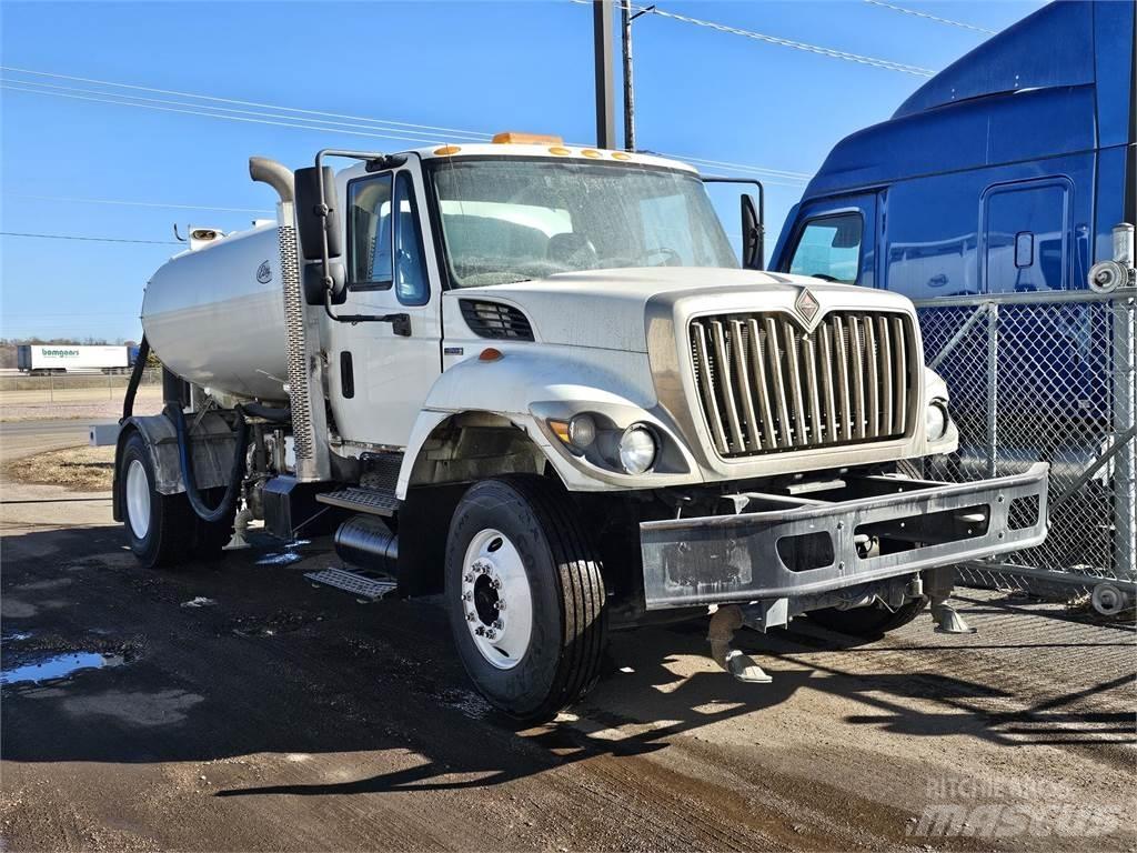 International 7000 Шасси с кабиной