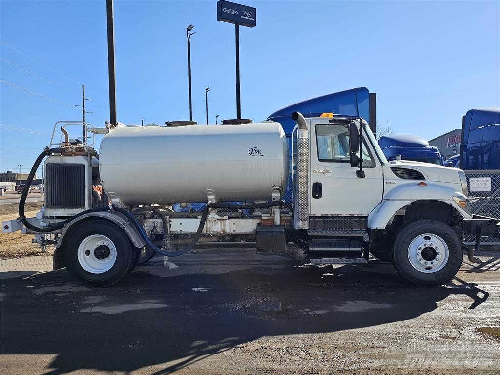 International 7000 Шасси с кабиной