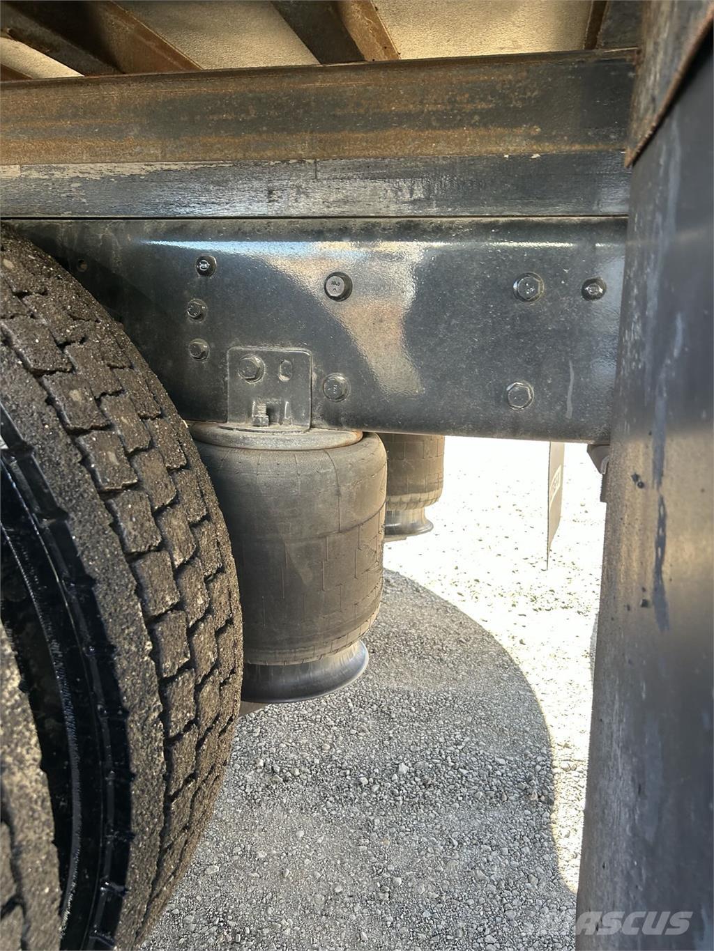 International MV607 Грузовики-Фургоны