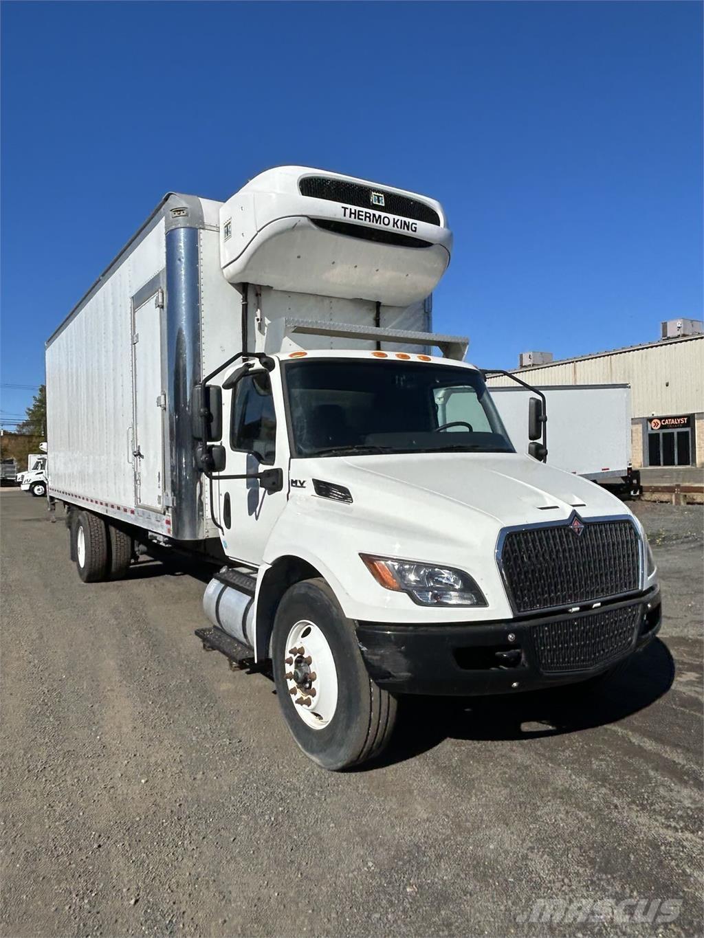 International MV607 Грузовики-Фургоны