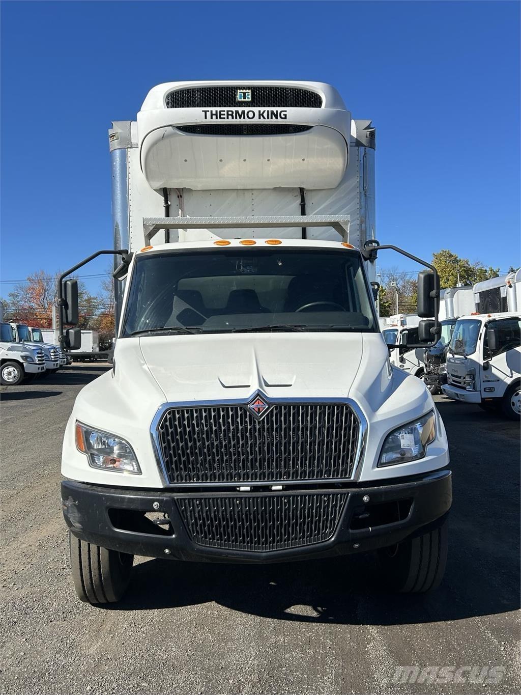 International MV607 Грузовики-Фургоны