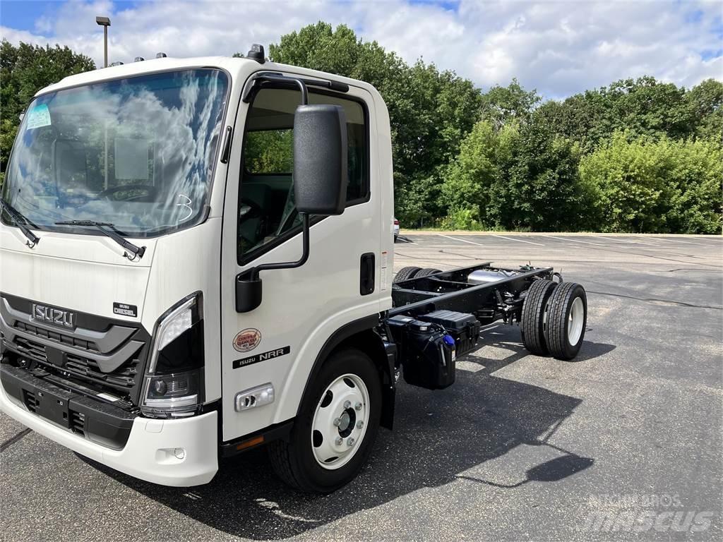 Isuzu NRR Шасси с кабиной