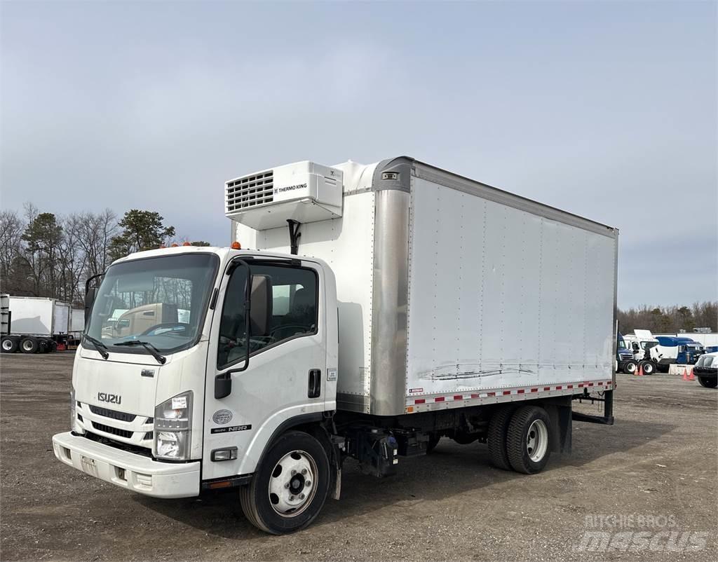 Isuzu NRR Грузовики-Фургоны