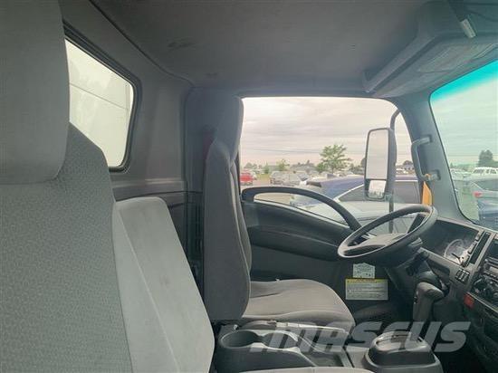 Isuzu NRR Грузовики-Фургоны