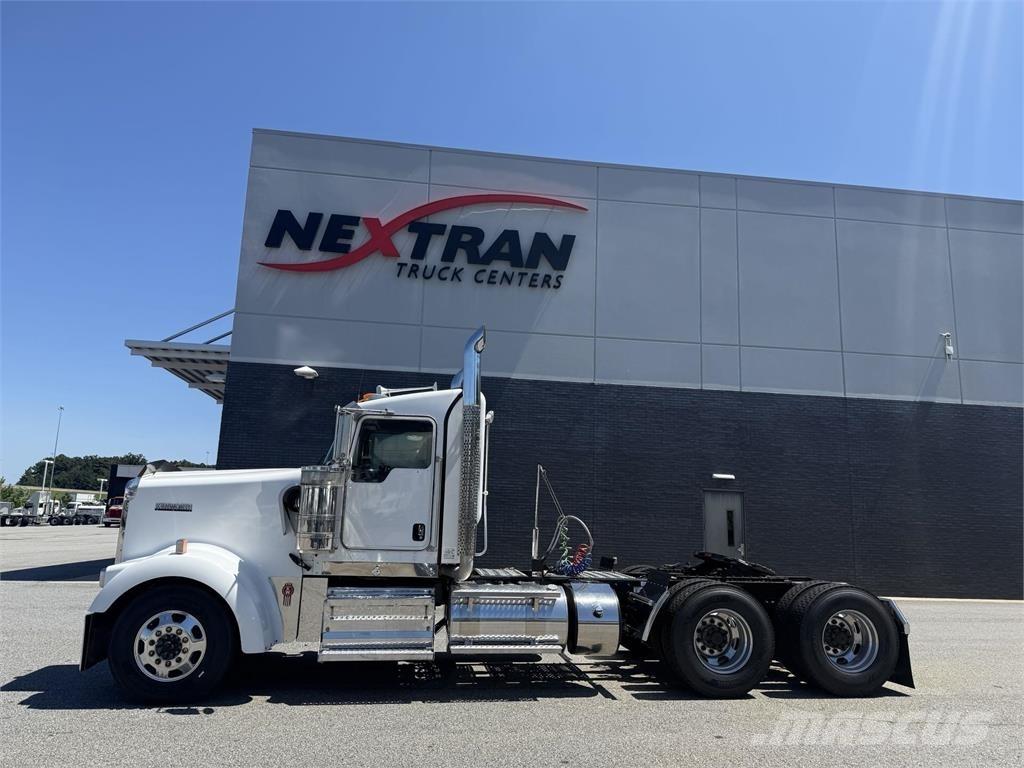 Kenworth W900 Седельные тягачи
