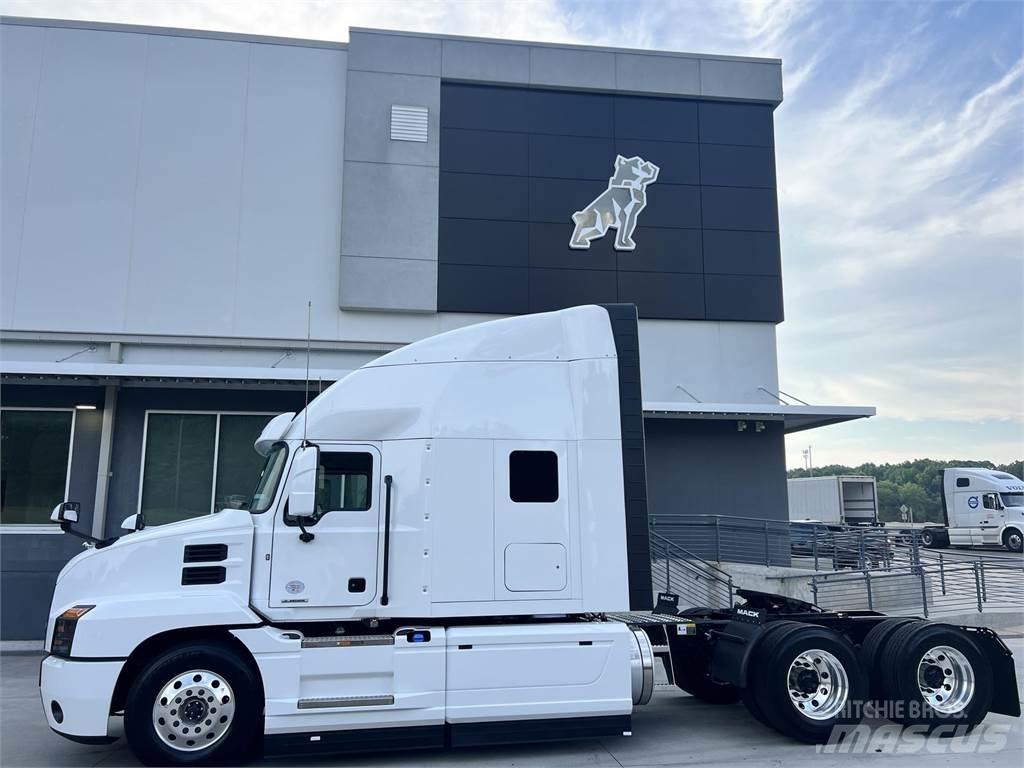 Mack AN64T Седельные тягачи