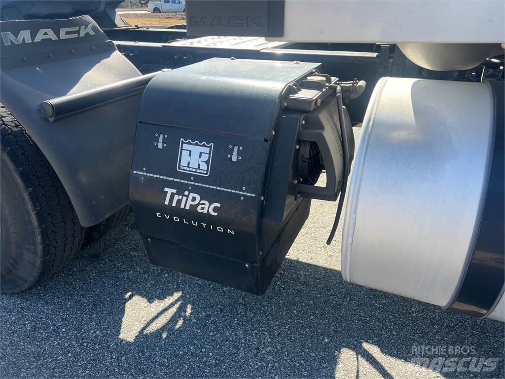 Mack AN64T Седельные тягачи