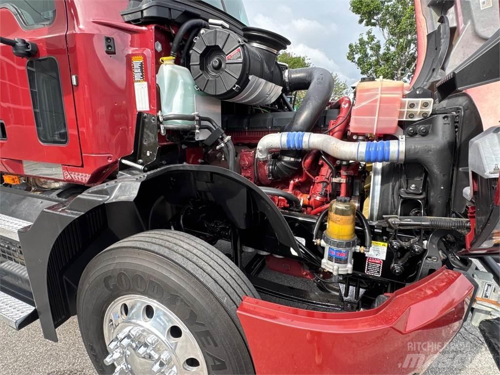 Mack AN64T Седельные тягачи