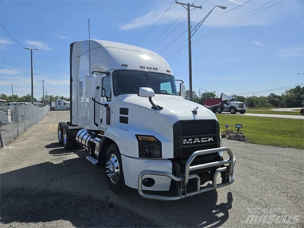 Mack AN64T Седельные тягачи