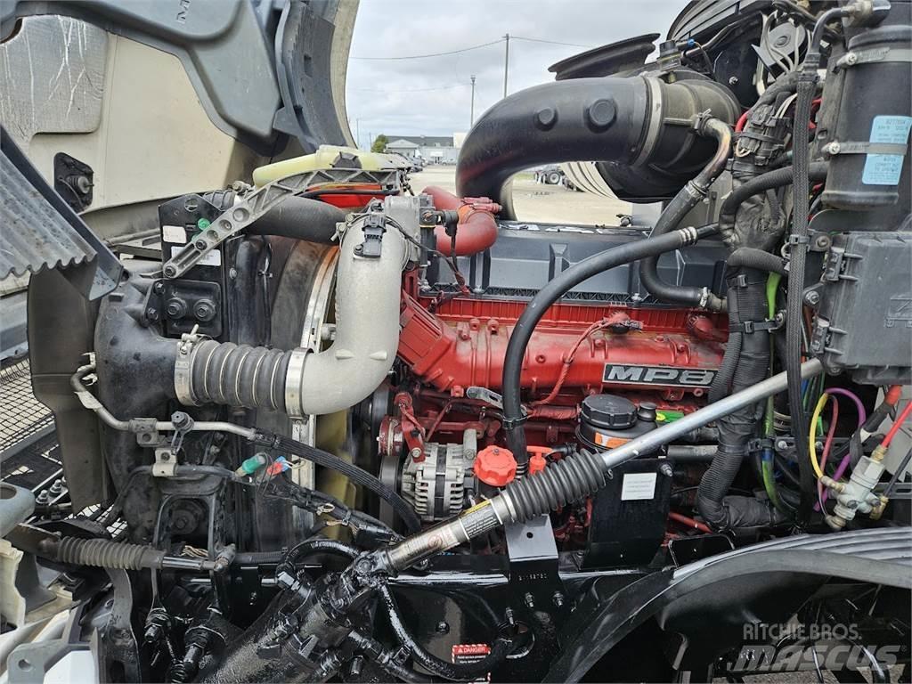 Mack AN64T Седельные тягачи