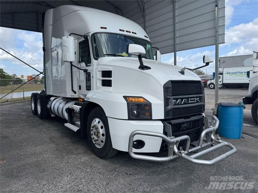 Mack AN64T Седельные тягачи