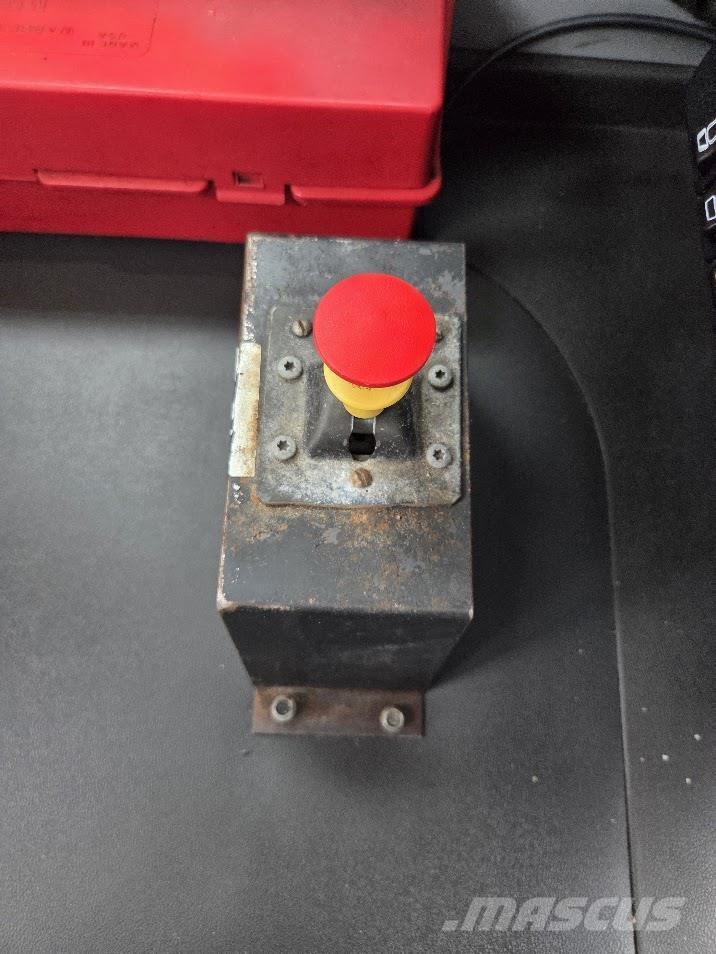 Mack AN64T Седельные тягачи