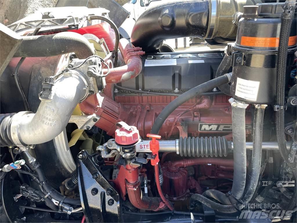 Mack GR64F Грузовики-Мультилифты