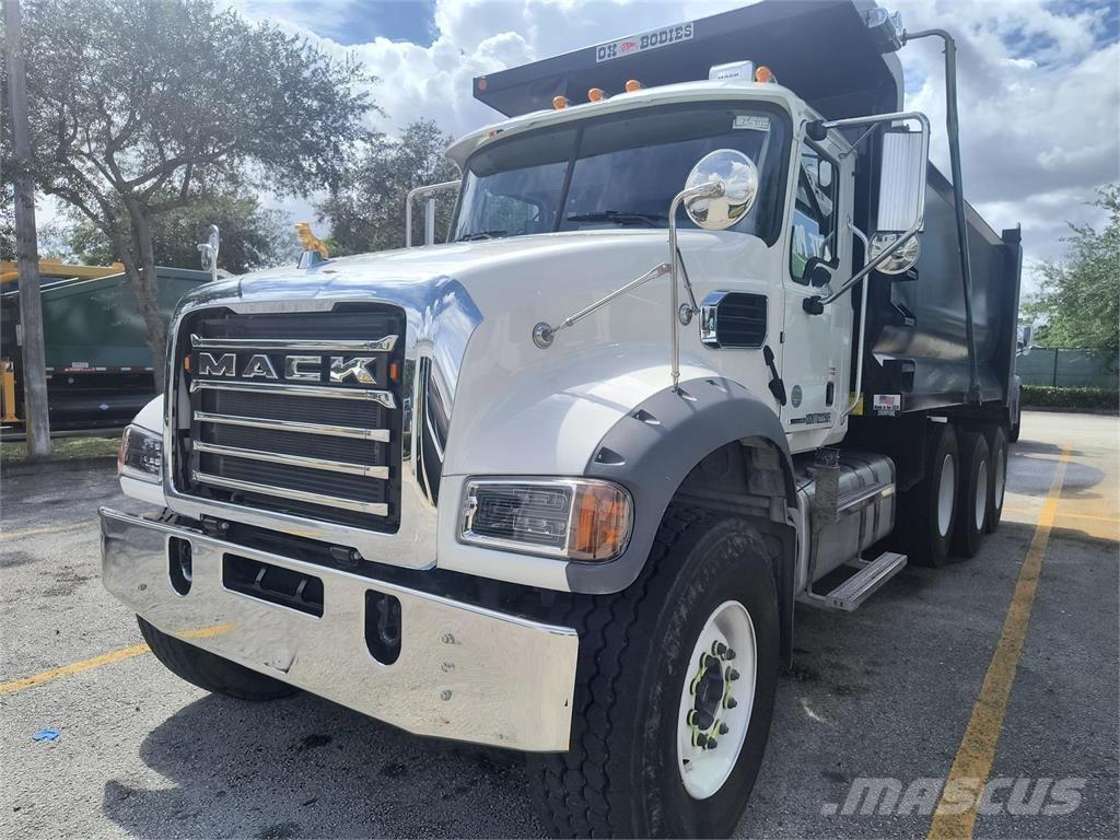 Mack GR64FR Грузовики-Самосвалы