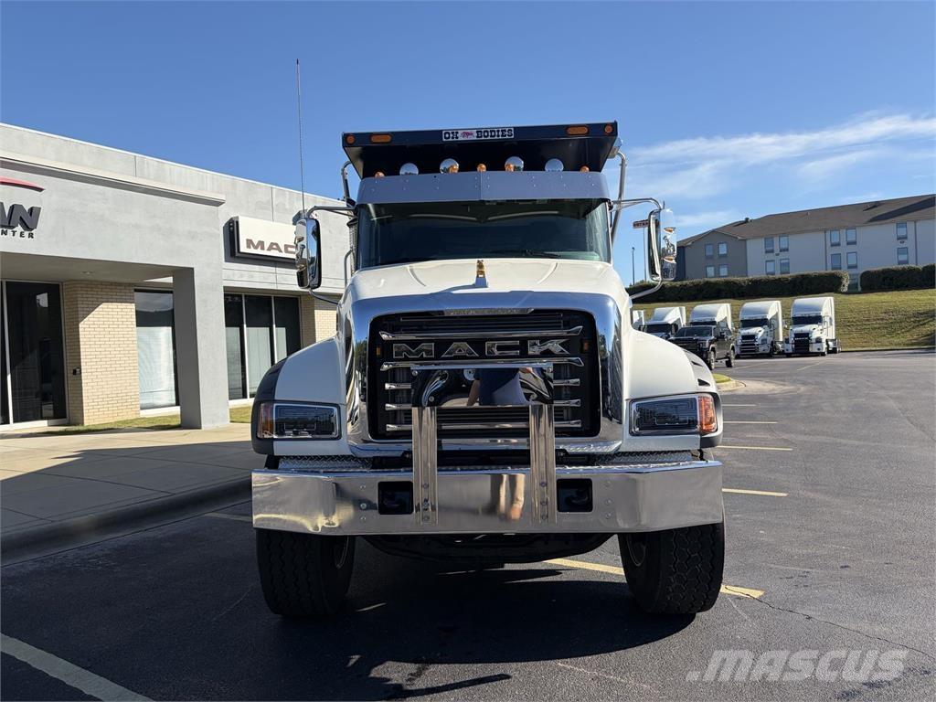 Mack GR64FR Грузовики-Самосвалы