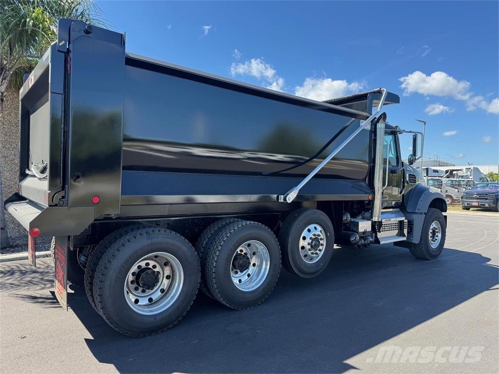 Mack GR84FR Грузовики-Самосвалы