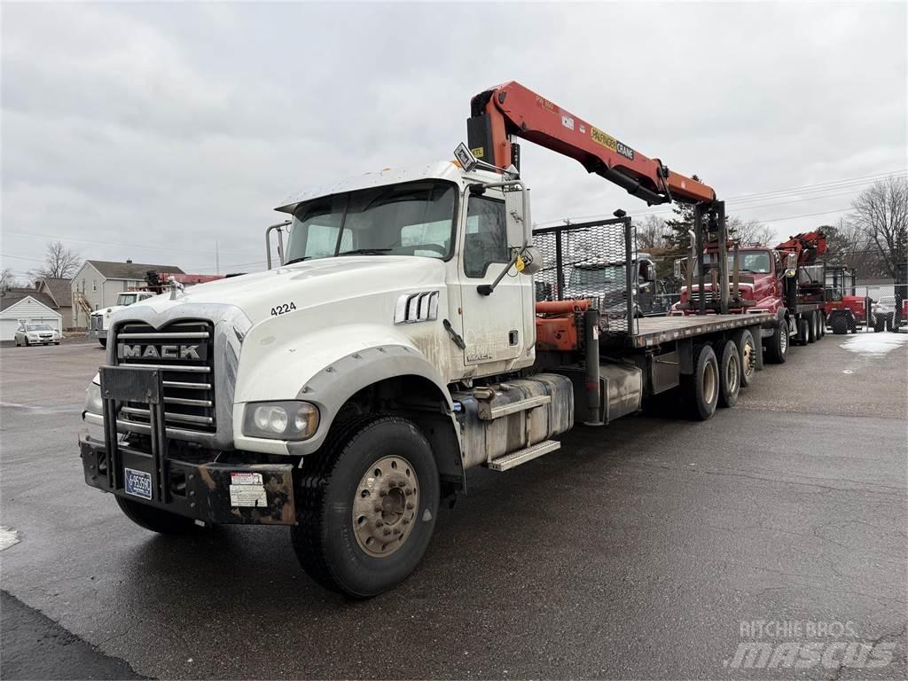 Mack GU700 Шасси с кабиной