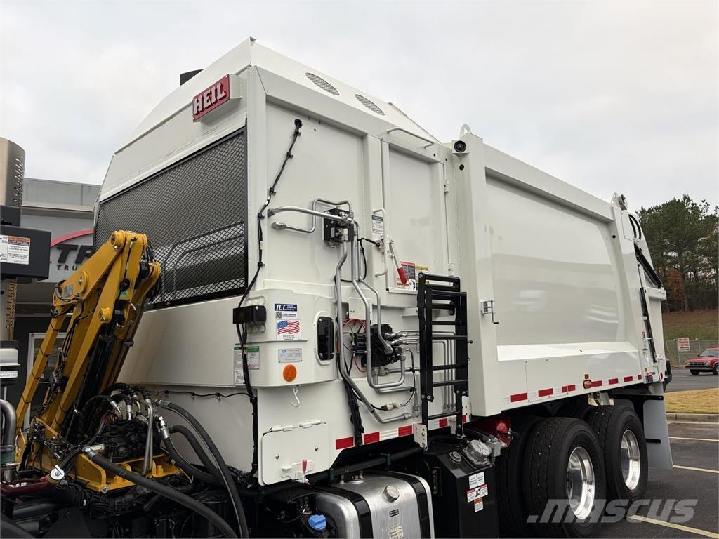 Mack LR64R Специальные грузовики