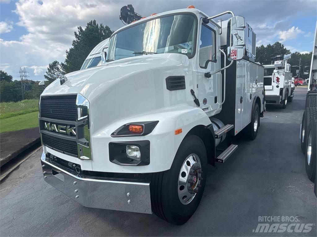 Mack MD6 42R Специальные грузовики