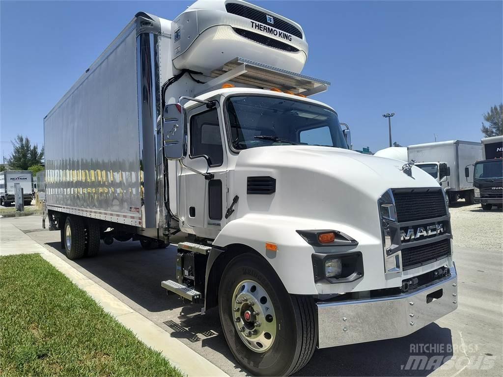 Mack MD6 42R Седельные тягачи