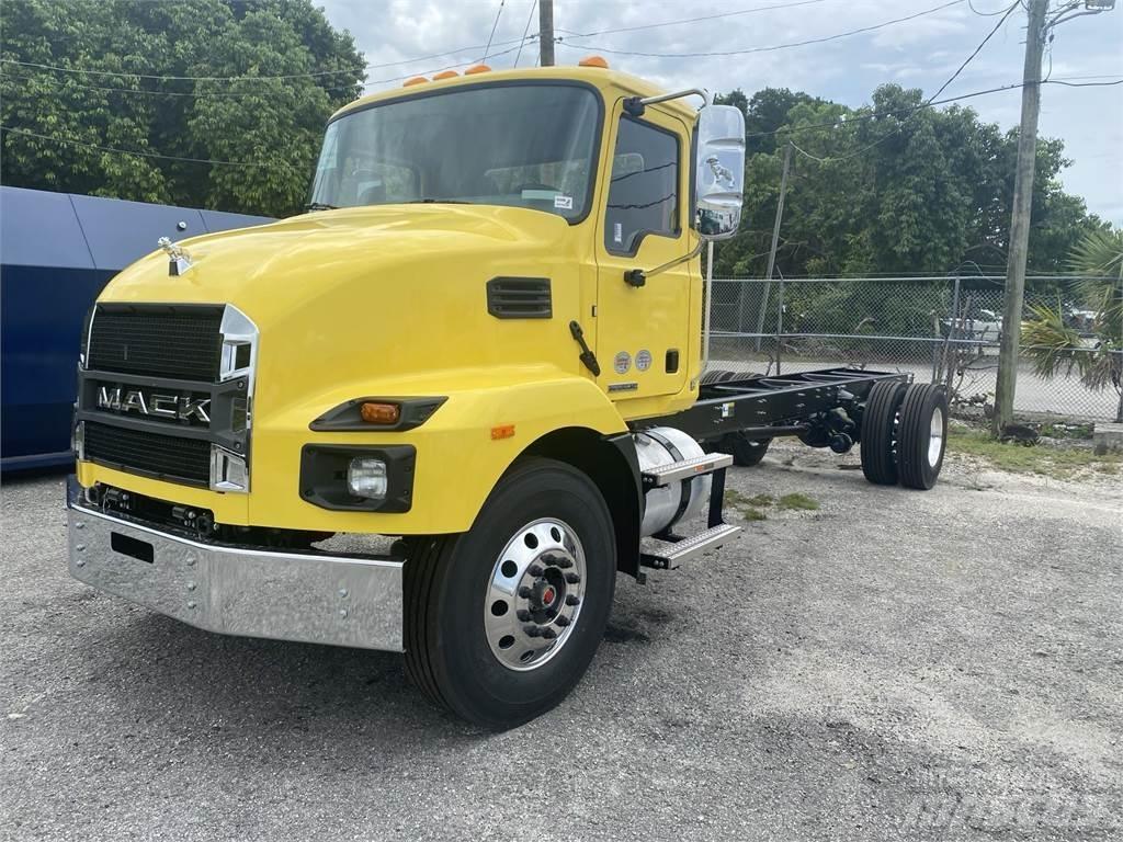 Mack MD7 42R Лесозаготовительная техника - Другие