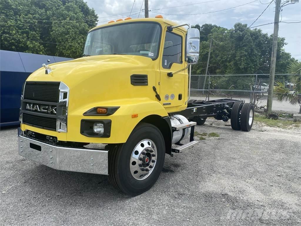 Mack MD7 42R Лесозаготовительная техника - Другие