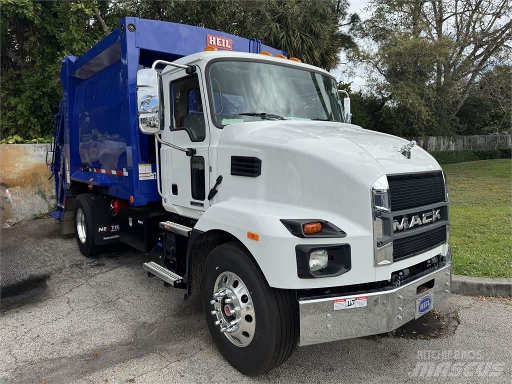 Mack MD7 42R Специальные грузовики