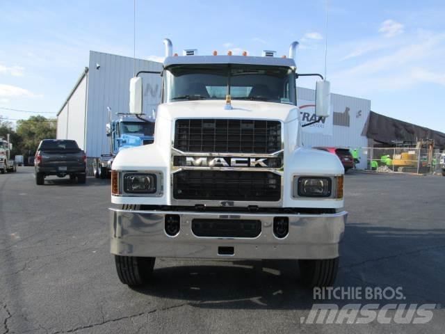 Mack PI64T Седельные тягачи