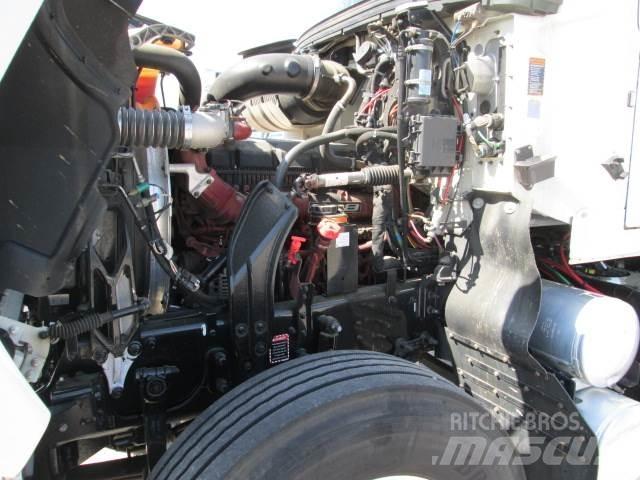 Mack PI64T Седельные тягачи