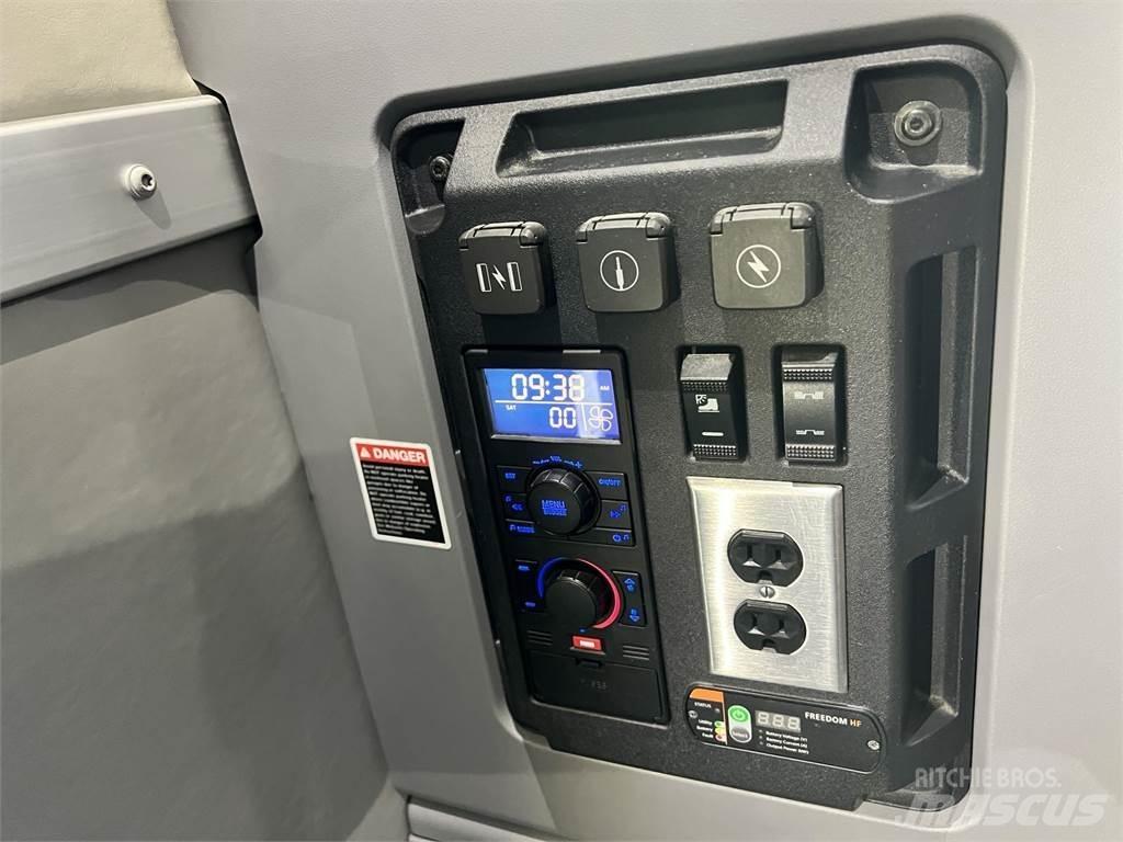 Mack PI64T Седельные тягачи