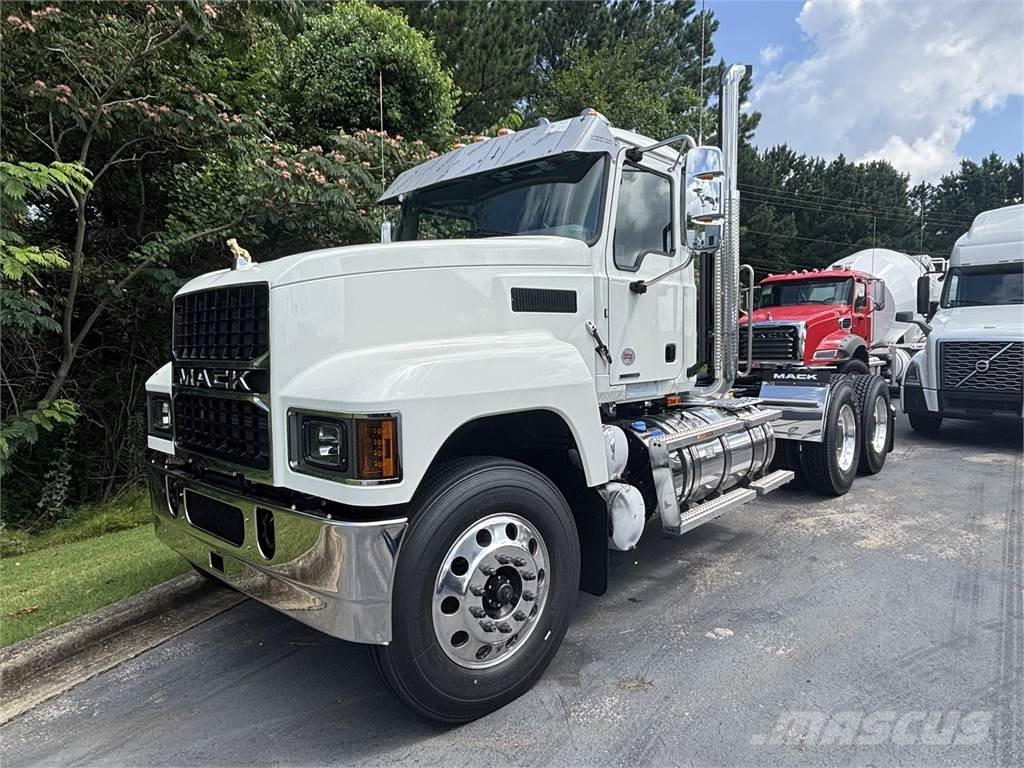 Mack PI64T Седельные тягачи