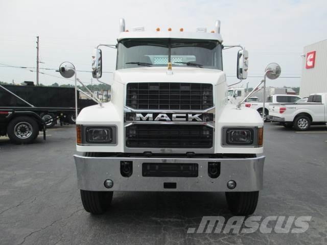 Mack PI64T Седельные тягачи