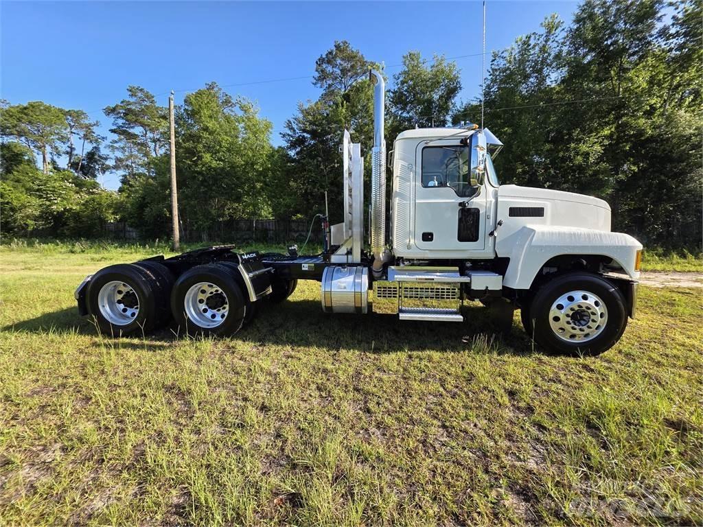 Mack PI64T Седельные тягачи