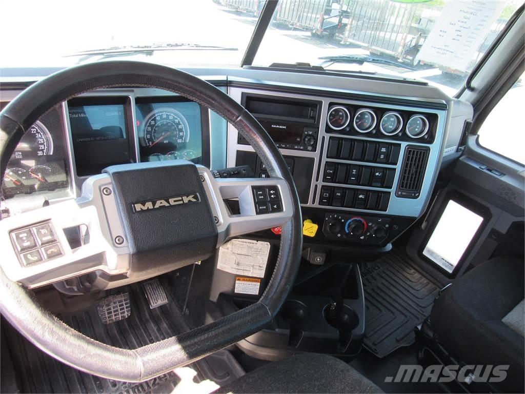 Mack PI64T Седельные тягачи