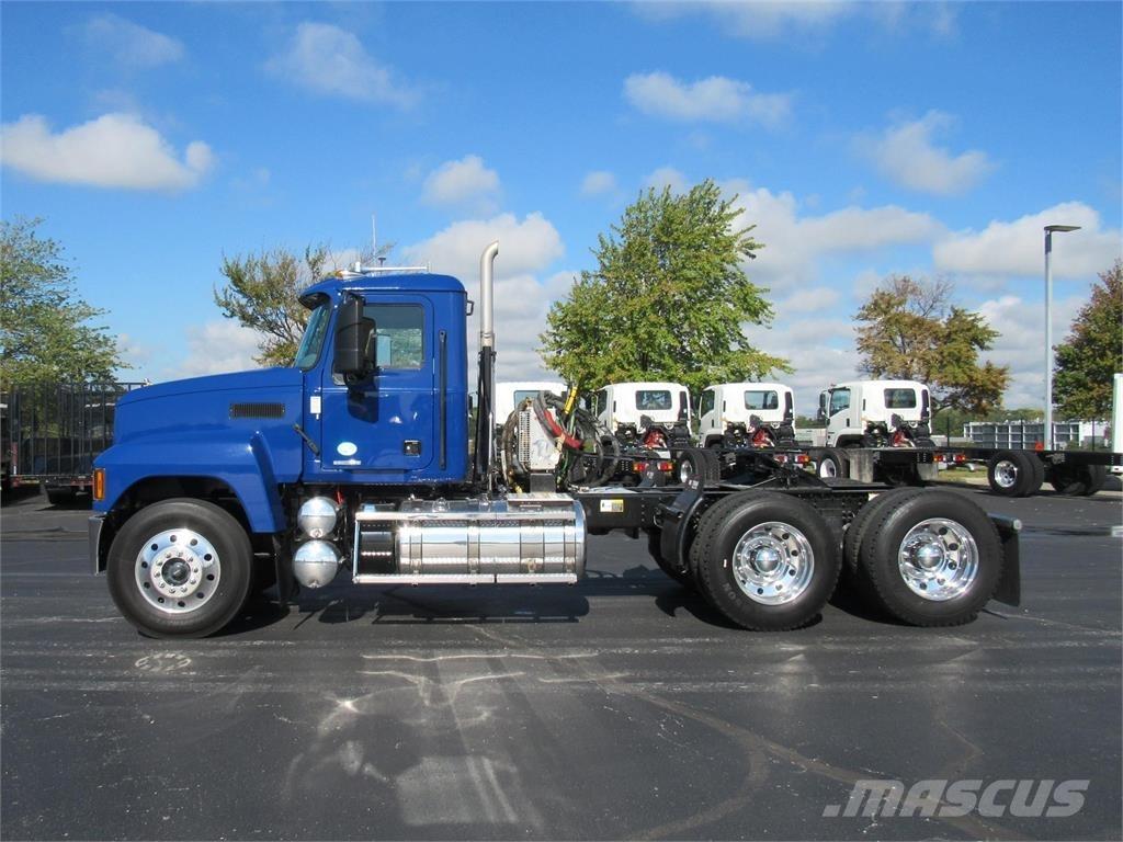 Mack PI64T Седельные тягачи