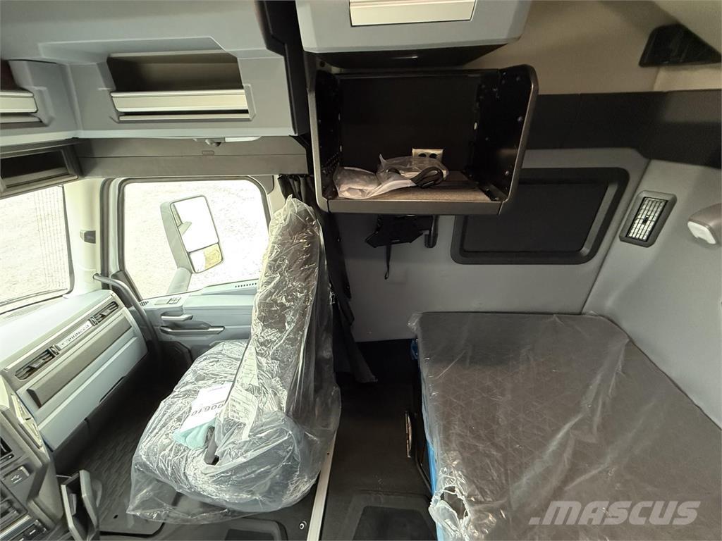 Mack PR64T Седельные тягачи