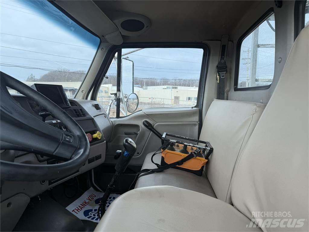 Sterling LT9500 Специальные грузовики