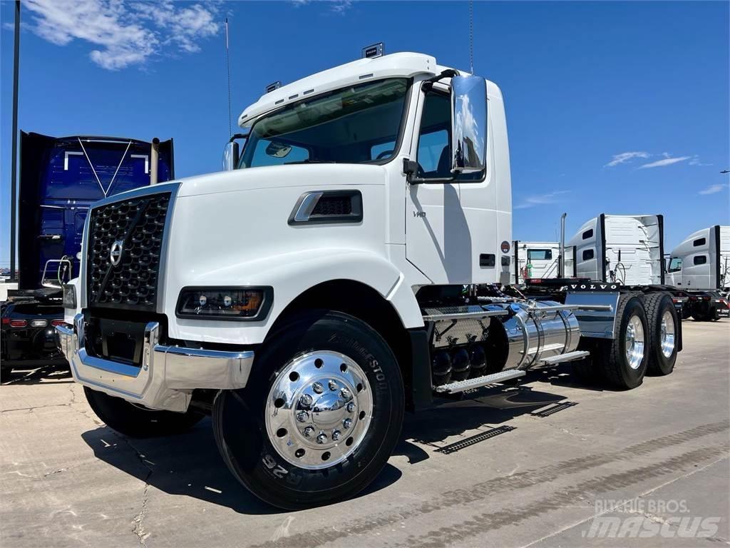 Volvo VHD64FT300 Седельные тягачи