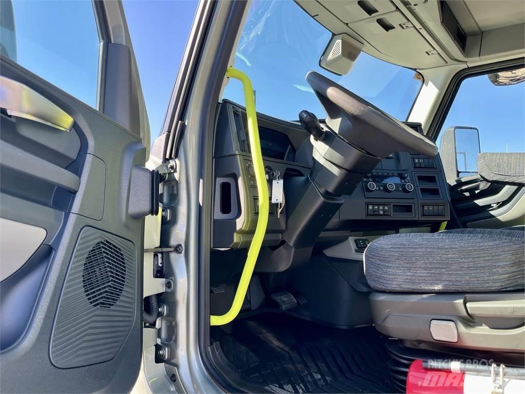 Volvo VNL64T300 Седельные тягачи