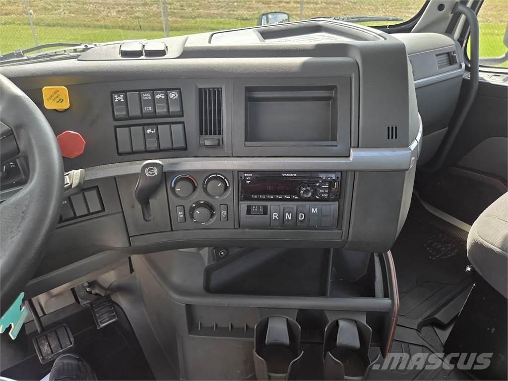 Volvo VNL64T300 Седельные тягачи