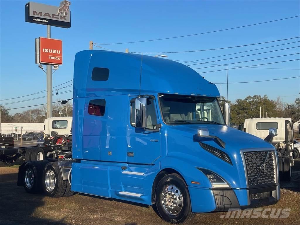 Volvo VNL64T760 Седельные тягачи