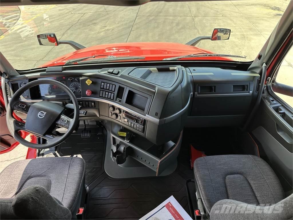 Volvo VNL64T760 Седельные тягачи