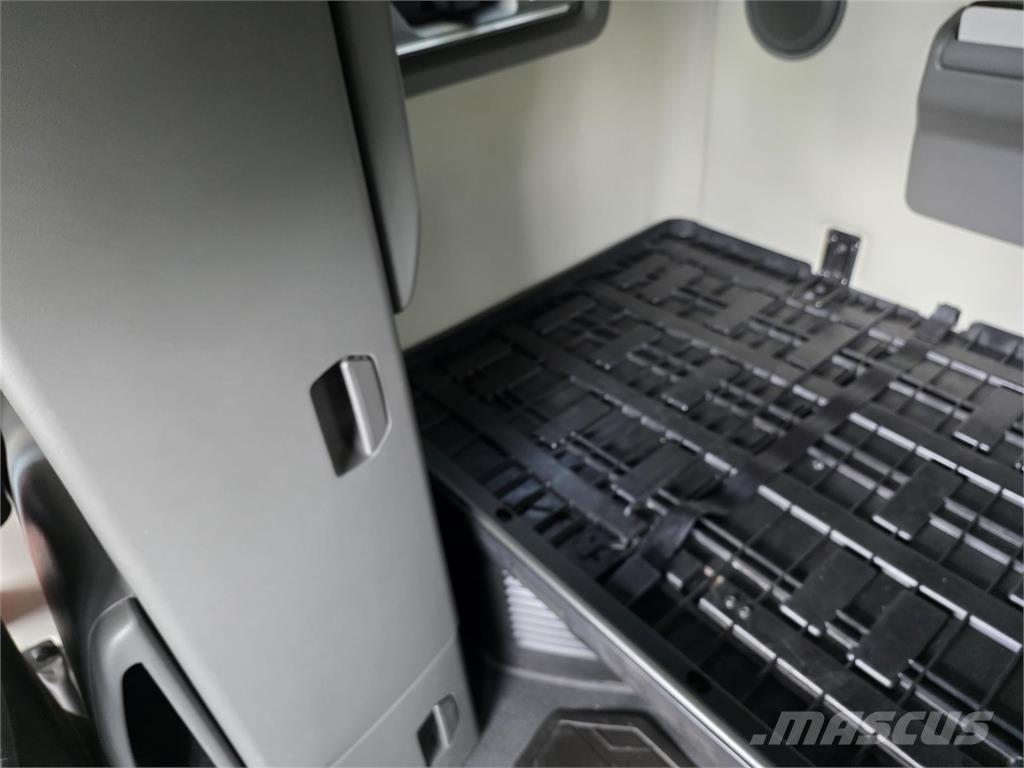 Volvo VNL64T760 Седельные тягачи