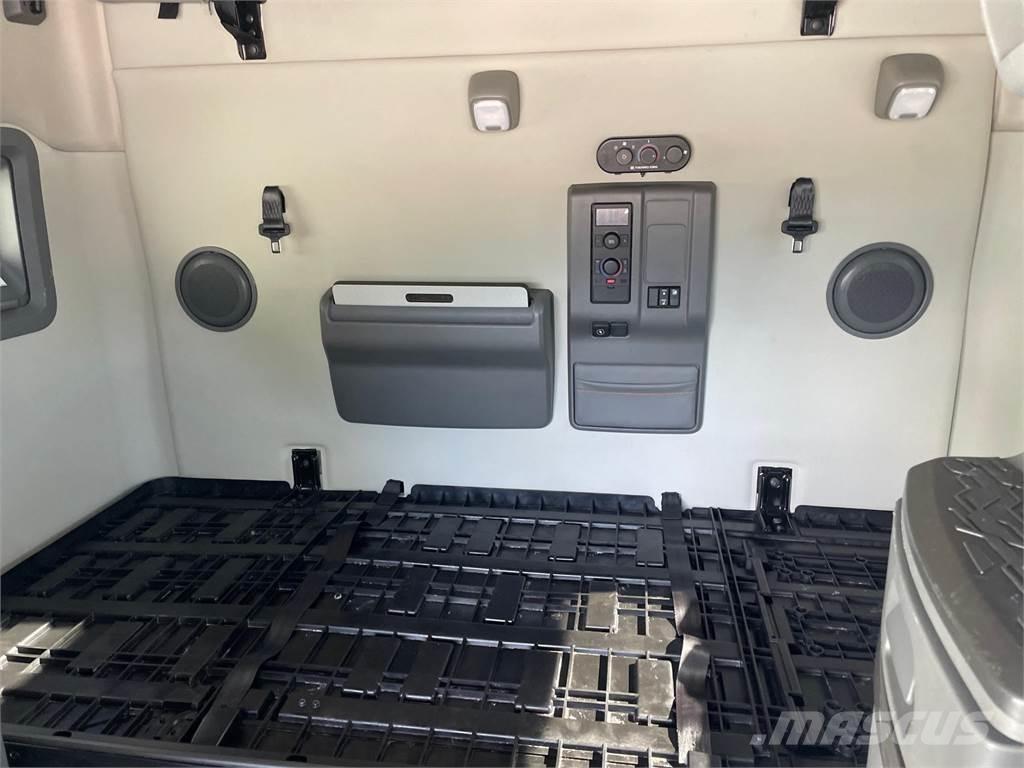 Volvo VNL64T760 Седельные тягачи