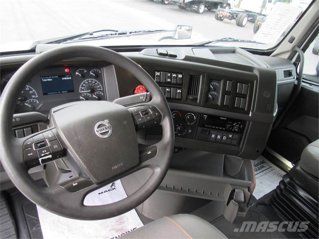 Volvo VNL64T760 Седельные тягачи