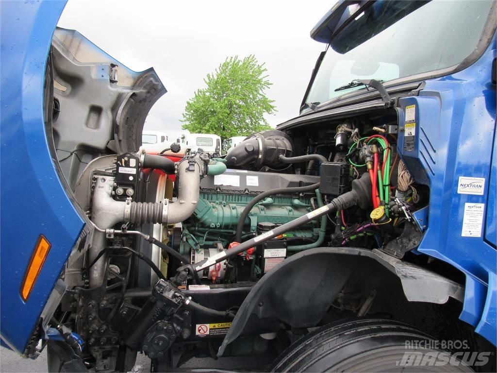 Volvo VNL64T760 Седельные тягачи