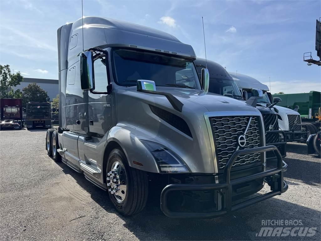 Volvo VNL64T760 Седельные тягачи